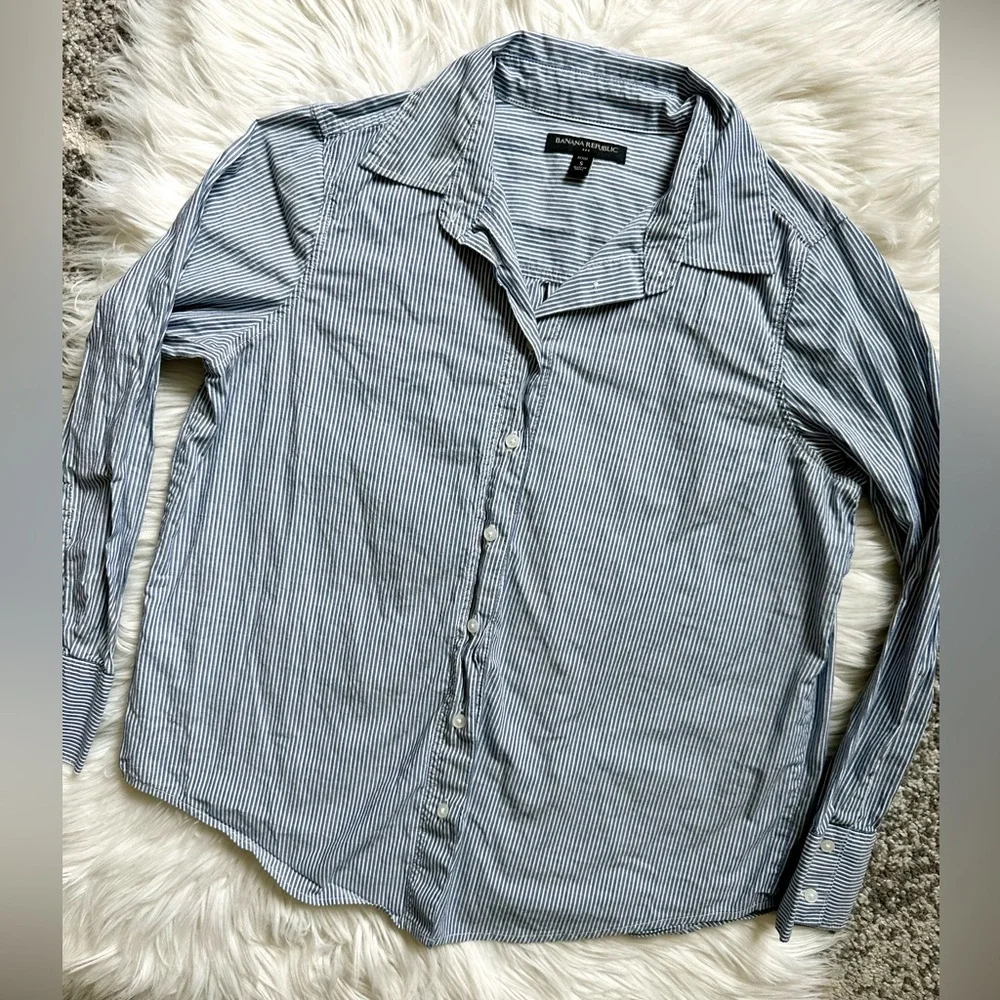 Banana Republic striped poplin shirt - Picture 2 of 7